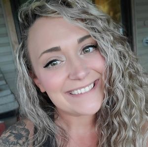 Meet your Posher, Lindsay